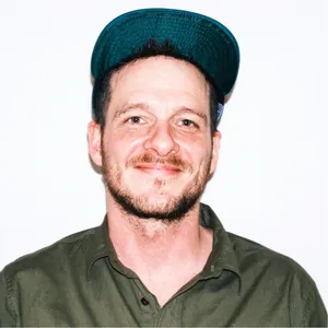 'Photo of Sam Taylor